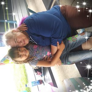 Meet your Posher, Caroline